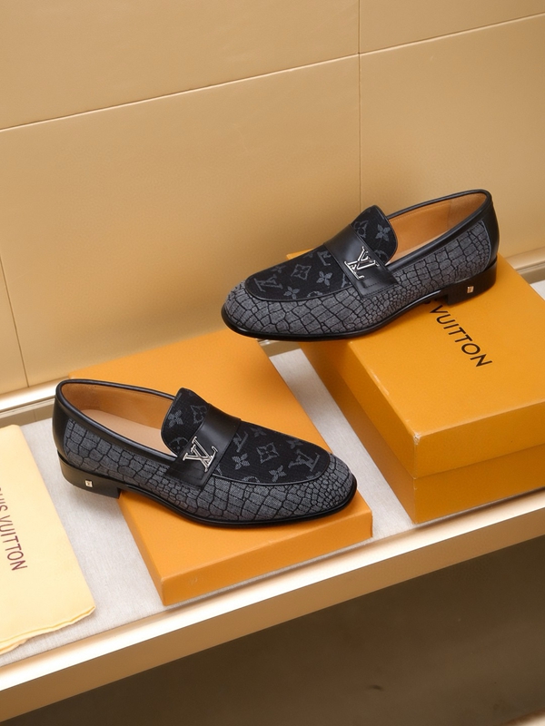 ルイヴィトン靴内部構造